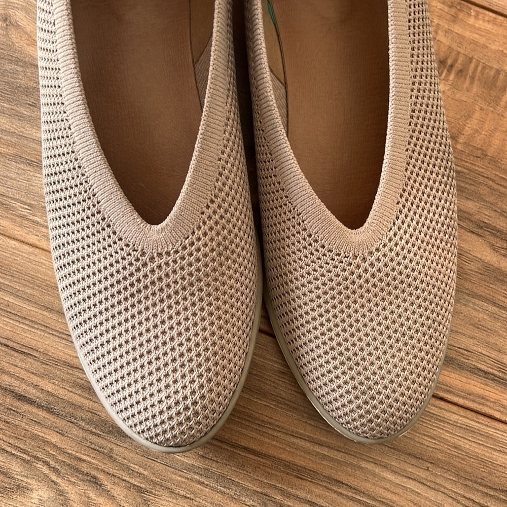 Eileen Fisher Heaven Stretch Knit Wedge BalletWomen’s Sneakers Size 10 Tan - Picture 4 of 5